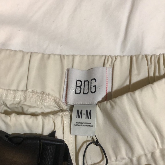 Urban Outfitters shorts. - Picture 3 of 6